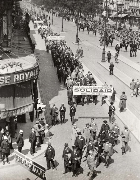 Amnestiebetoging in Brussel, 23 mei 1937. (Collectie Stad Antwerpen, Letterenhuis, tglhph4578)
